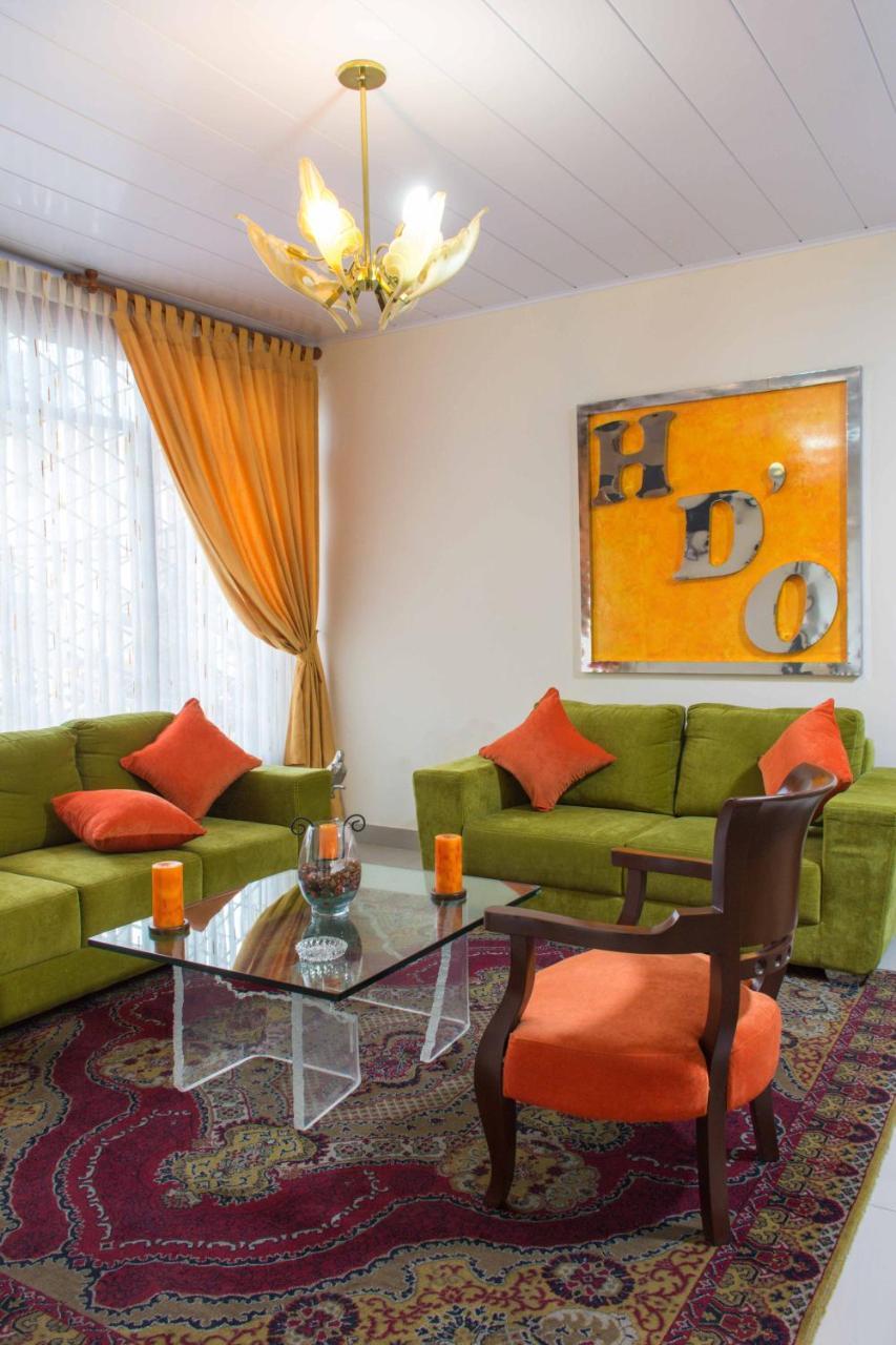 Hotel D' Oscar Кали Екстериор снимка